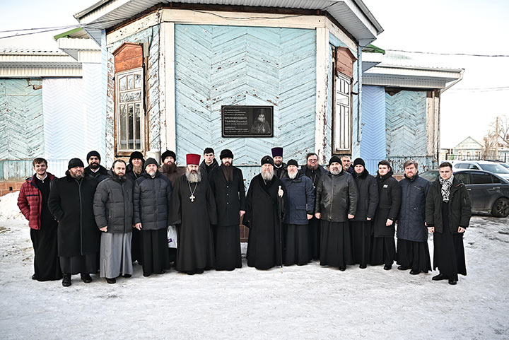 На стене главного храма Костанайской епархии открыта памятная доска в честь 150-летия со дня рождения преосвященного Тимона (Русанова)