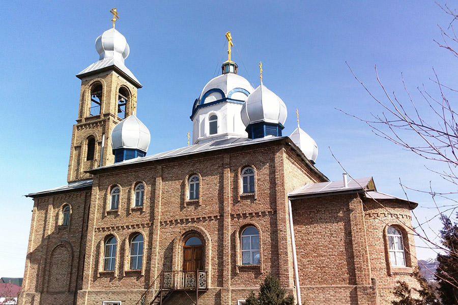 Храм во имя Пресвятой Троицы, город Текели