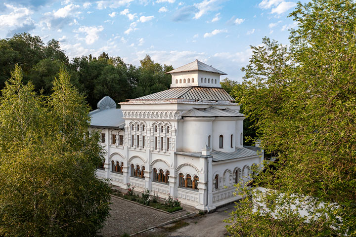 Храм во имя святого апостола и евангелиста Иоанна Богослова, город Алма-Ата