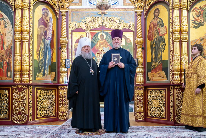 Святейший Патриарх Московский и всея Руси Кирилл удостоил протодиакона Николая Гринкевича ордена преподобного Сергия Радонежского