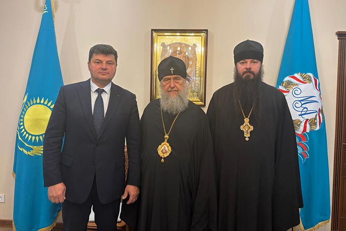 Митрополит Александр встретился с акимом города Рудного В.Н. Ионенко