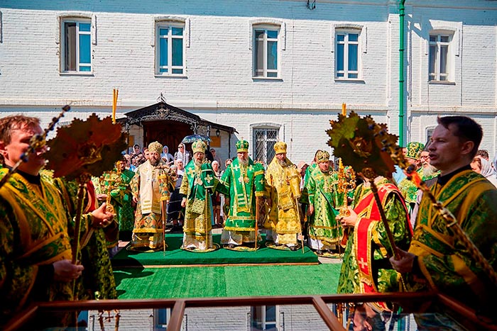 Архиепископ Усть-Каменогорский и Семипалатинский Амфилохий принял участие в торжествах, посвященных 30-летию со дня обретения мощей праведного Феодора Томского