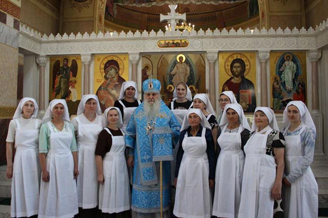 Архиепископ Варсонофий совершил чин благословения участниц новообразованного сестричества милосердия Кокшетауской епархии