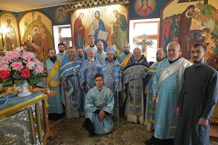 Престольный праздник храма в честь иконы Божией Матери «Всех скорбящих радость» города Алма-Аты