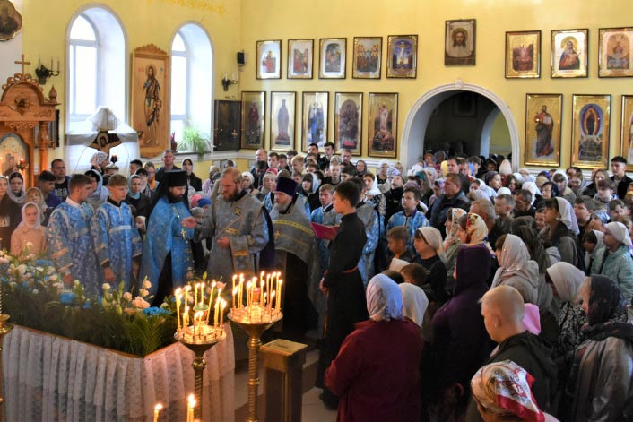 В Петропавловской епархии совершен молебен перед началом нового учебного года