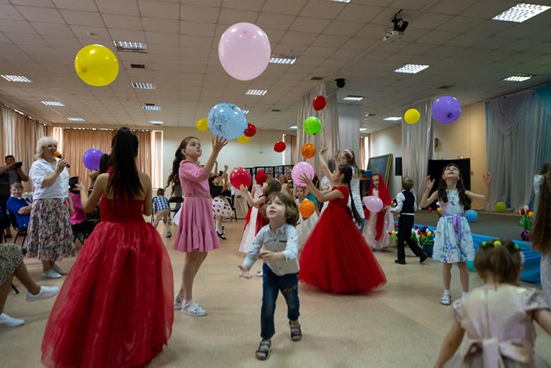 В Центральной воскресной школе Алма-Аты прошел детский пасхальный утренник