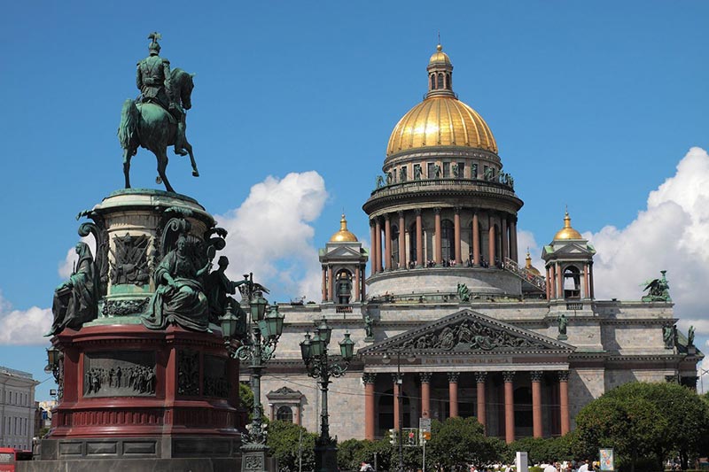 Воспитанники Центральной воскресной приняли участие в праздничном мероприятии, посвященном 350-летию со дня рождения Петра I