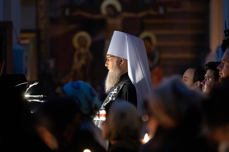 Во вторник первой седмицы Великого поста митрополит Александр продолжил чтение канона святителя Андрея Критского в главном храме Южной столицы