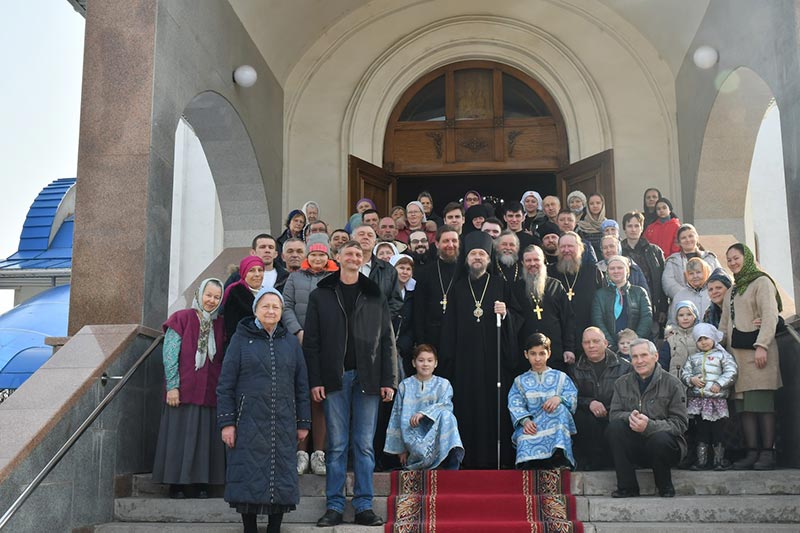 В Иверском храме поселка Боралдай отметили престольный праздник