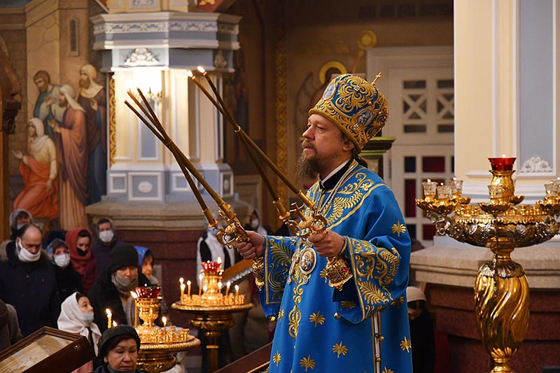 Служение епископа Каскеленского Геннадия в неделю «о Закхее» и праздник Сретения Господня