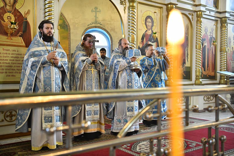 Праздник Покрова Пресвятой Богородицы в главном храме Костанайской епархии 