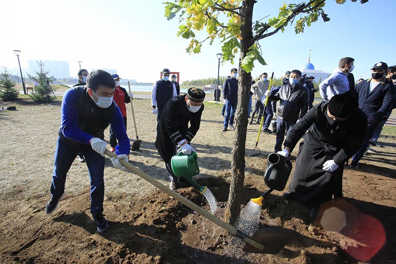 Представитель Астанепархии принял участие в экологической акции «World Cleanup Day»