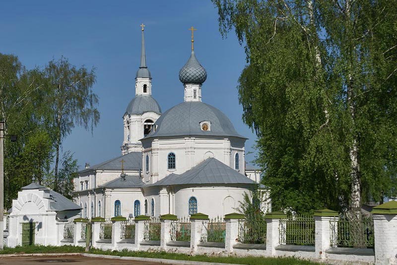 В день памяти святых князей-страстотерпцев Бориса и Глеба митрополит Александр совершил Литургию в Александро-Антониновском храме города Костромы