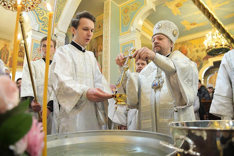 Служение епископа Каскеленского Геннадия в Крещенский сочельник и праздник Богоявления Господня 