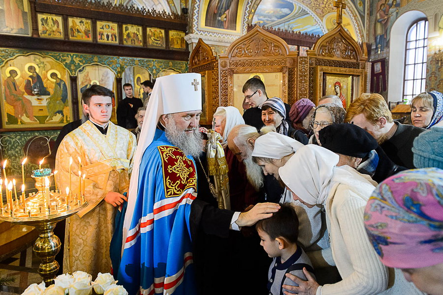 В день памяти первомученика архидиакона Стефана митрополит Александр совершил Литургию в храме Христа Спасителя города Алма-Аты