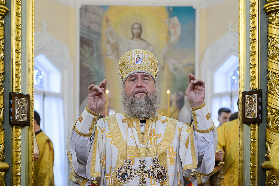 В день памяти святителя Тихона, Патриарха Всероссийского, Глава Митрополичьего округа совершил Литургию в алма-атинском храме в честь Покрова Пресвятой Богородицы