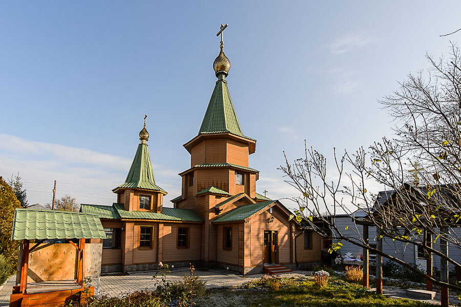 Престольный праздник Космо-Дамиановского храма Южной столицы