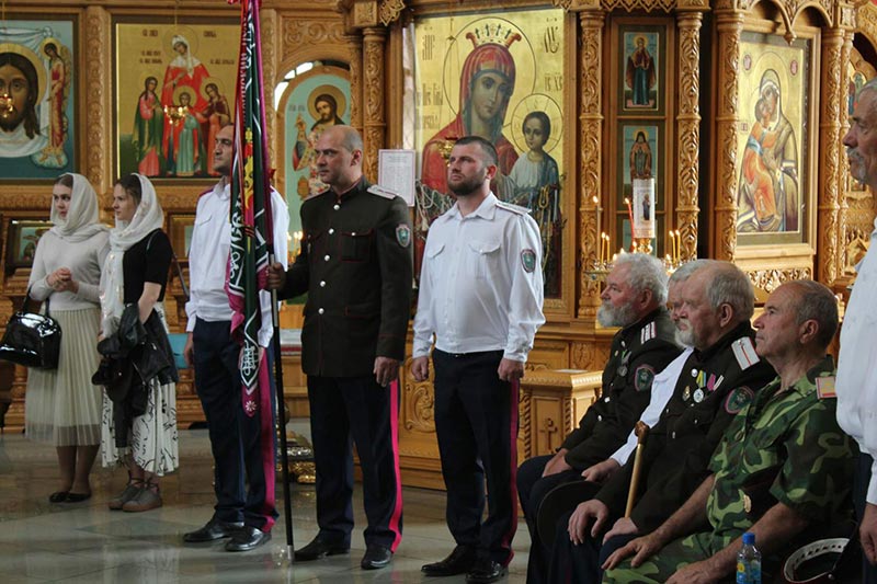 В Иверско-Серафимовской обители прошла церемония верстания в казаки