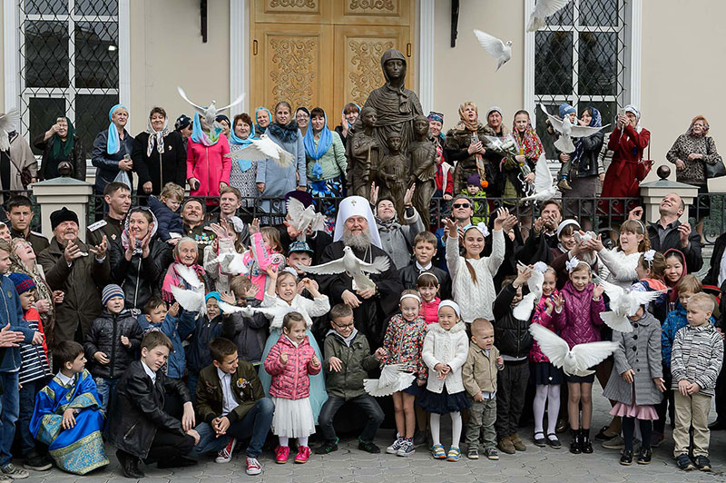 Благовещение Пресвятой Богородицы. Митрополит Астанайский и Казахстанский Александр совершил Литургию в Иверско-Серафимовском монастыре Южной столицы