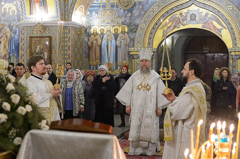 В день памяти первомученика архидиакона Стефана митрополит Александр совершил Литургию в храме Христа Спасителя города Алма-Аты