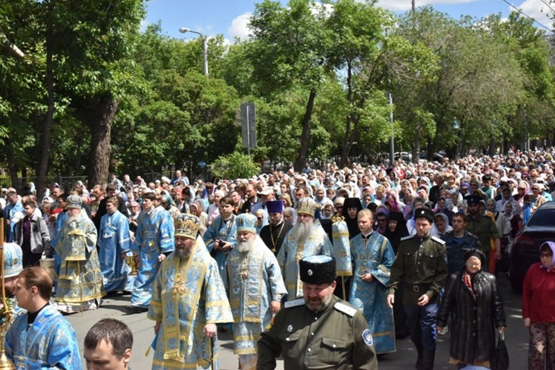 Архиепископ Уральский и Актюбинский Антоний и епископ Кокшетауский и Акмолинский Серапион приняли участие в праздновании в честь Табынской иконы Божией Матери в Оренбурге