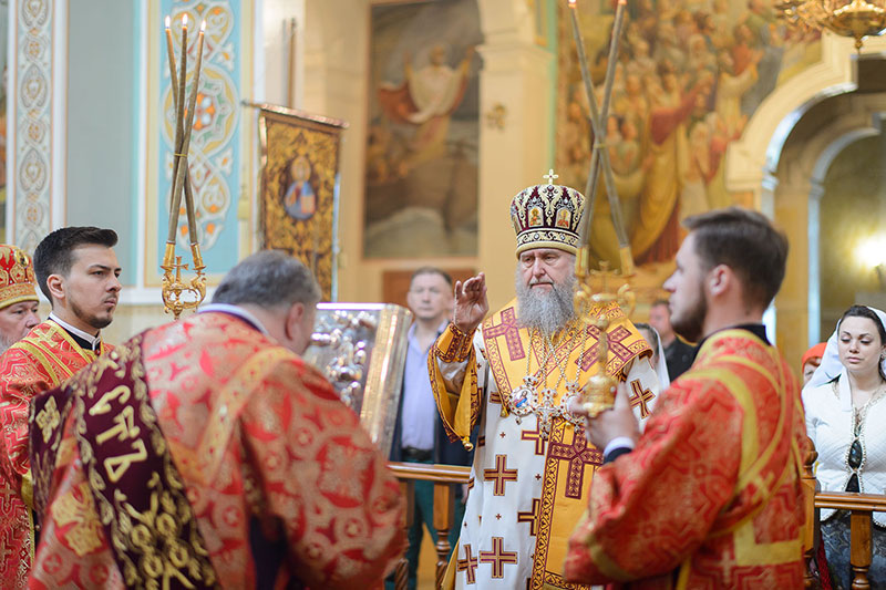 Пасхальной Литургией в Никольском соборе Алма-Аты состоялось открытие Года священномученика Пимена, епископа Верненского, в Казахстане